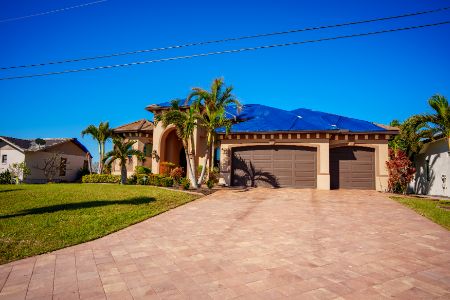 Lutz, FL
